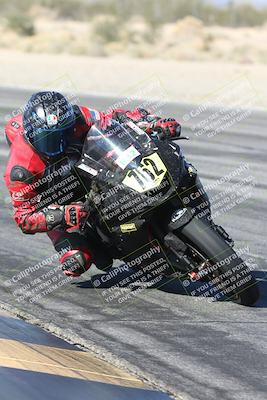 media/Dec-04-2025-Racers Edge (Thu) [[5ebc9f124d]]/3-B Group/3-Session 2 (Turn 7 Inside)/